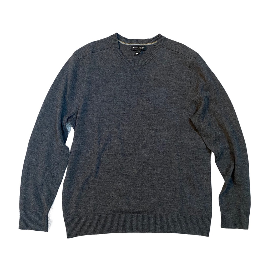 Banana Republic Men’s 100% Merino Wool Crew Neck Sweater